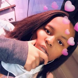 Meet your Posher, Fernande